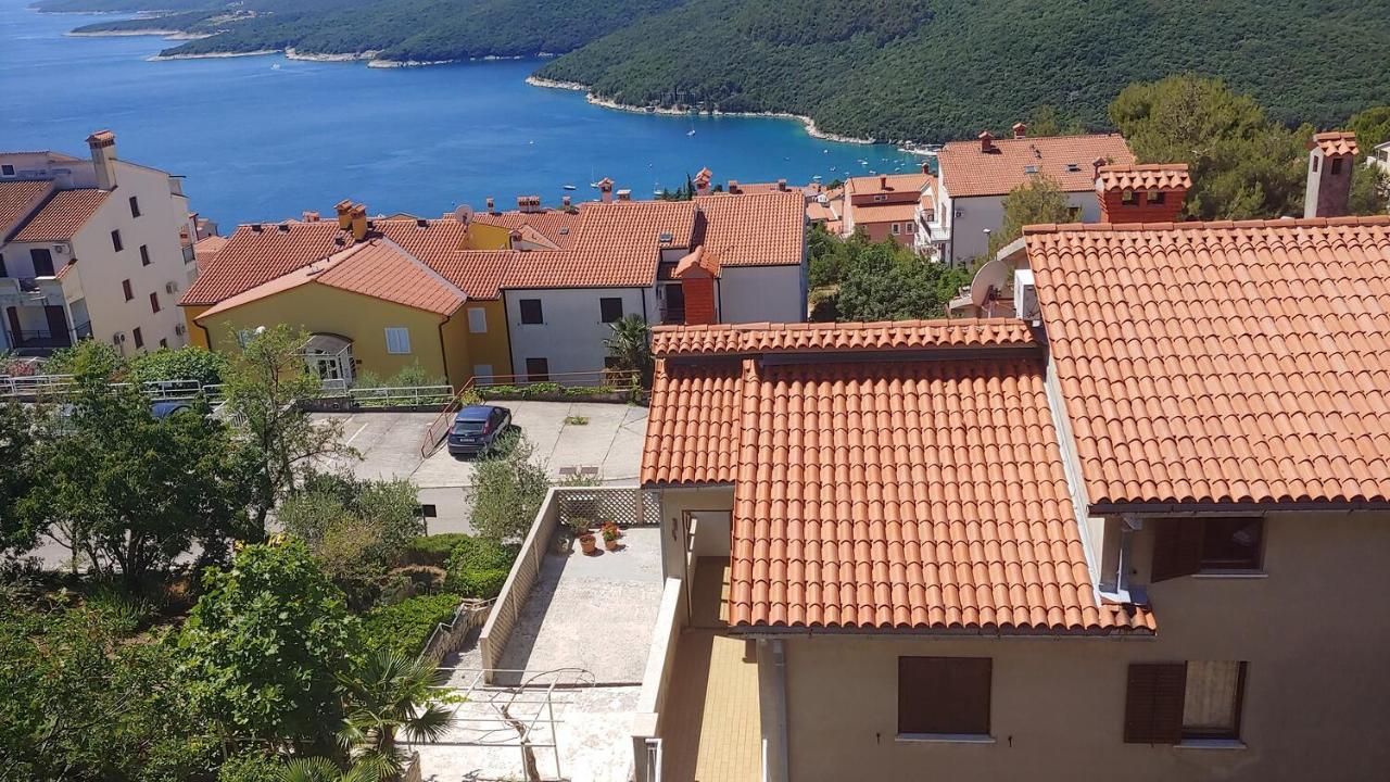 Apartments With A Parking Space Rabac, Labin - 19058 Eksteriør billede